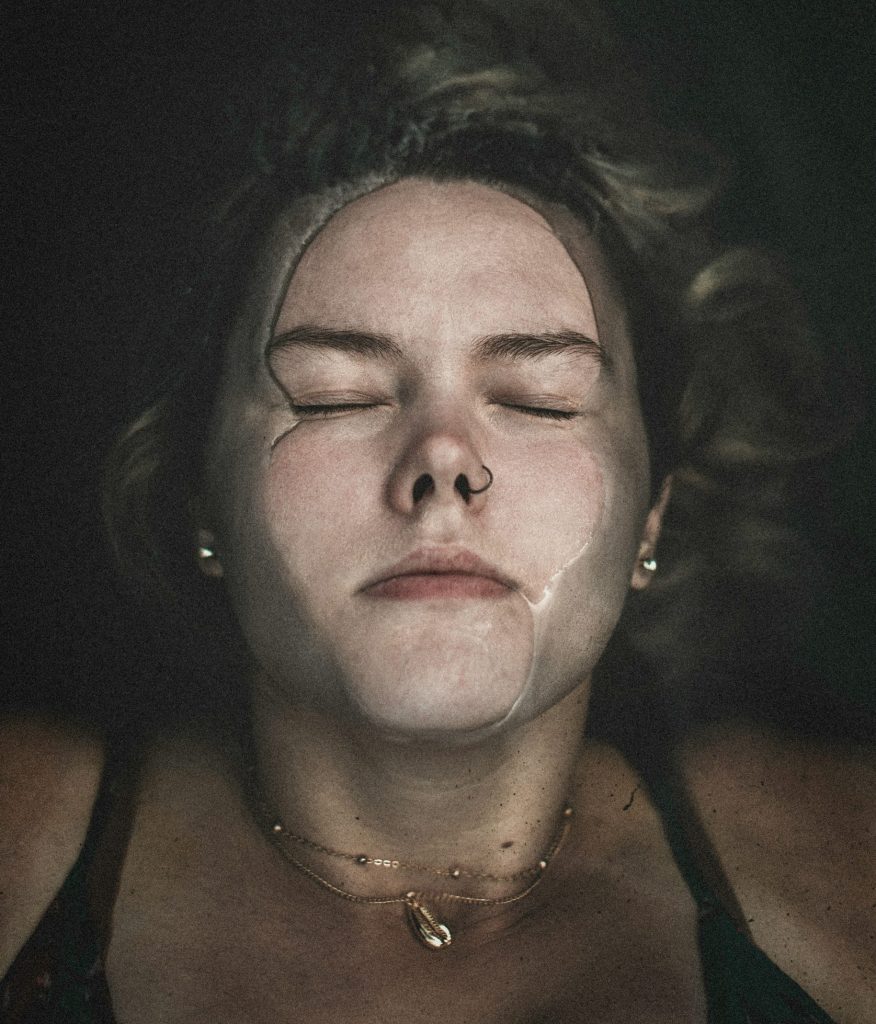 Sleep apnoea: How maxillofacial physiotherapy and osteopathy can help relieve sleep apnoea.