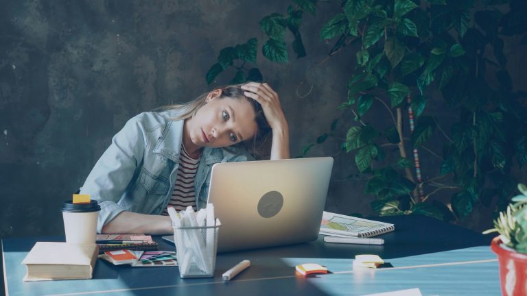 Stress et douleurs aux dos